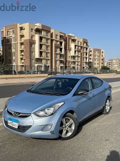 Hyundai Elantra 2012