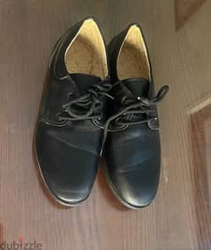 Black leather shoes 0