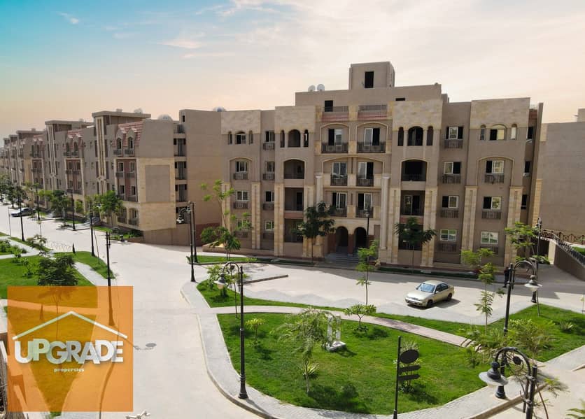 162 sqm apartment, immediate receipt, in the Fifth Settlement, next to the American University, Rock Vera Compound, with only 4% down payment and an i 12