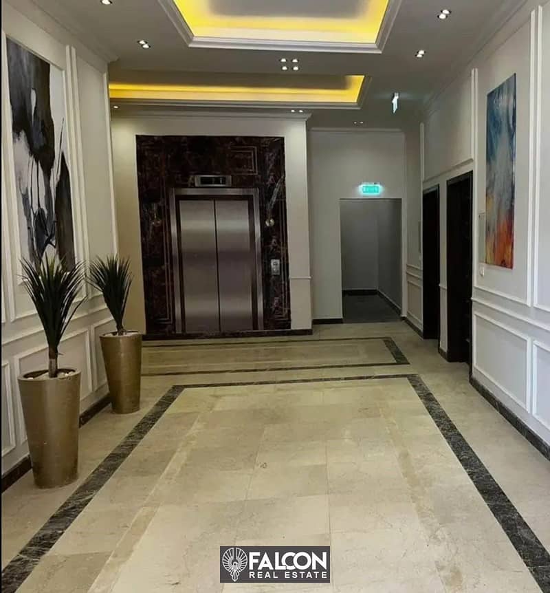 For sale in the heart of El Alamein, an apartment of 161 meters, immediate delivery, finished, ultra super luxury, in installments, in the Latin Quart 3