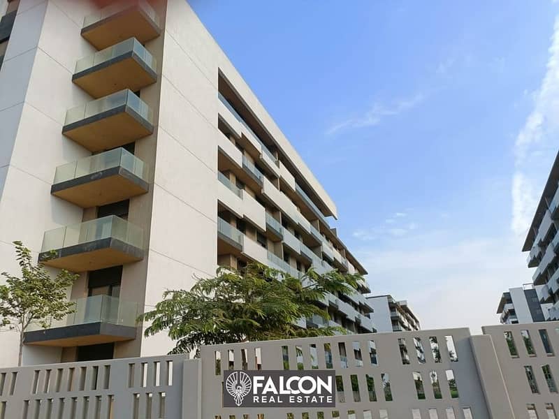 For immediate sale, a fully finished two-bedroom apartment on the view next to the International Medical Center in Shorouk, Al Roj Compound 8