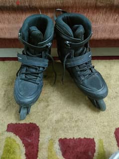 two adult inline fitness skates fit 100 ,,  عدد اتنين (٢) اسكيت