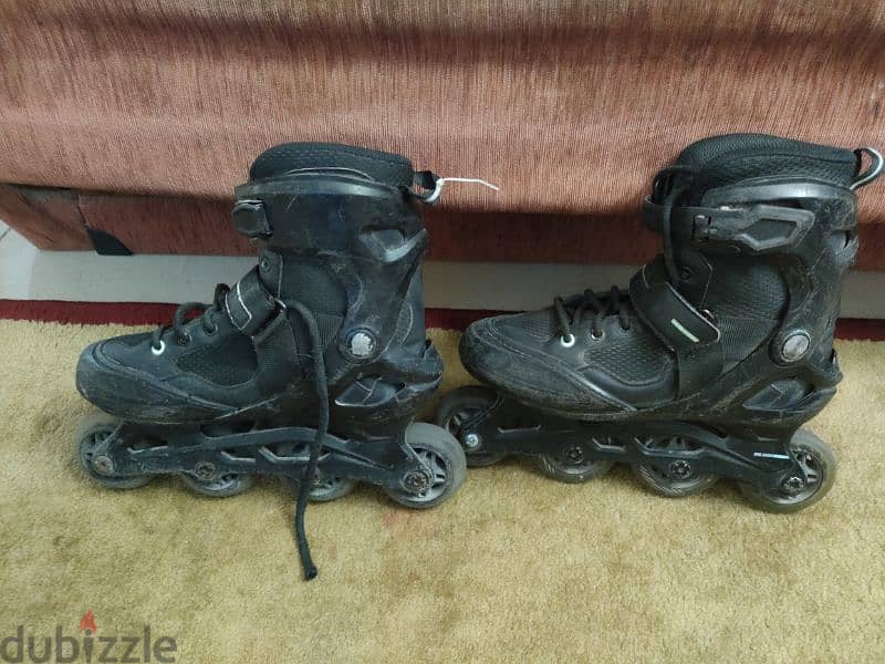 two adult inline fitness skates fit 100 ,,  عدد اتنين (٢) اسكيت 3