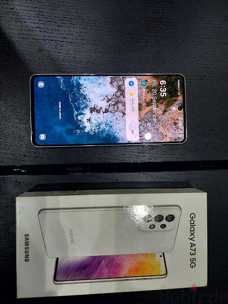 Samsung A73 ( 5G ) 12