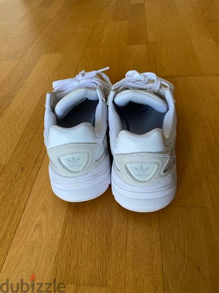 Adidas original women Falcon 39.5 sneakers 4