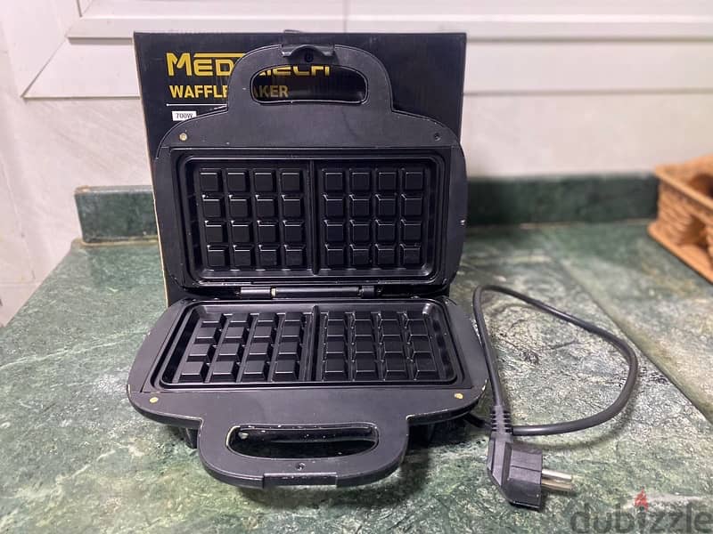 Waffle maker- Mediatech 1