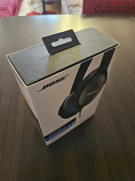 Bose Headphones QC25 11