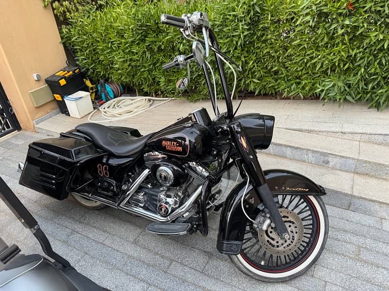 Harley Davidson Road King Black Edition 0