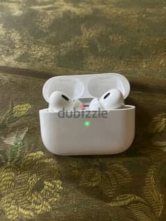 AIRPODS