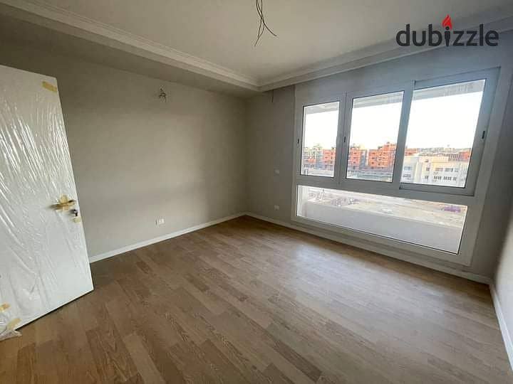 شقه متشطبه بالتكييفات في بيراميدز هيلز بجوار سيتي فيو بالقرب من اركان بلازا/ Finished apartment + AC's in Pyramids Hills next to City View, near Arkan 1