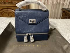 شنطة Charles&keith  جديدة