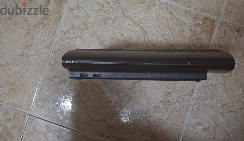 Playstaion 3 Super Slim 1