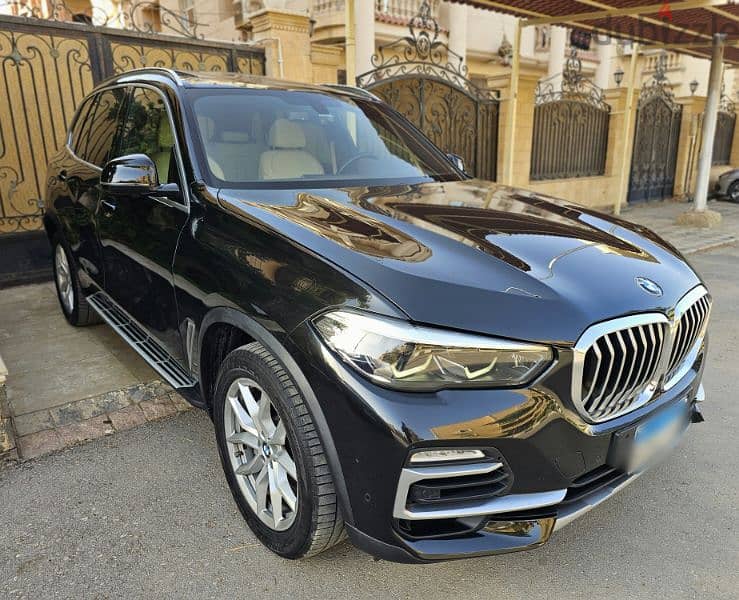 BMW - X5 - 2020 فابريكة بالكامل - صيانات توكيل 2