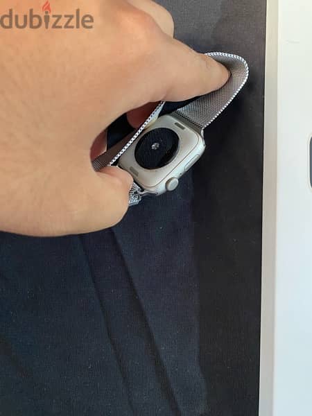 apple watch se 2 (44 mm ) 5