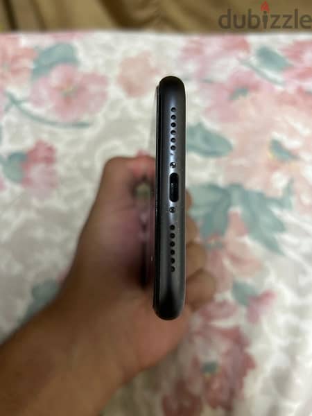 iphone 11 128 gb black - ايفون ١١ ١٢٨ جيجا اسود 2