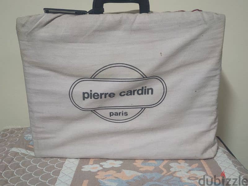 شنطه رجال أعمال Pierre Cardin 8