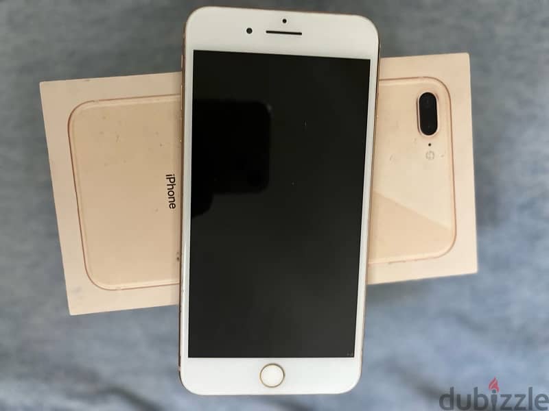 IPhone 8 Plus Rose Gold Zero بالعلبه كسر الزيروو 1