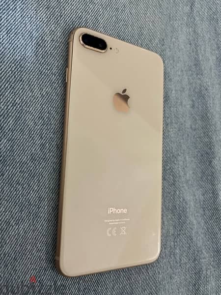 IPhone 8 Plus Rose Gold Zero بالعلبه كسر الزيروو 2