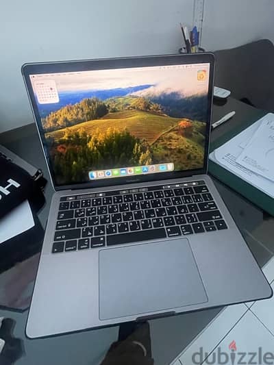 macbook pro 2019  ( 13 inch touch bar )