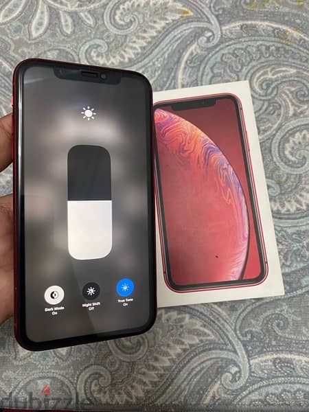 iPhone XR حالة ممتازة مش مغير حاجه ولا فيه عيوب 4