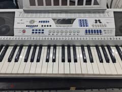 music keyboard like new اورج لم يستخدم