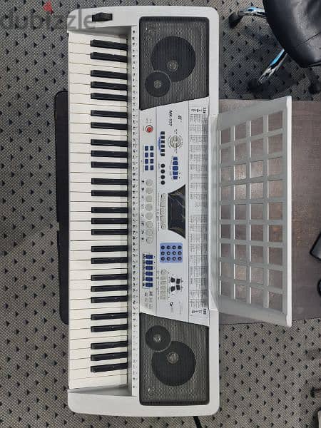 music keyboard like new اورج لم يستخدم 1