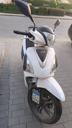 اسكوتر  sym 200 cc