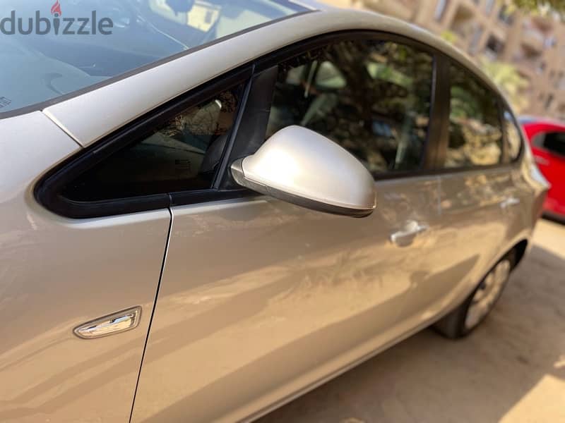 Opel Astra 2013 6