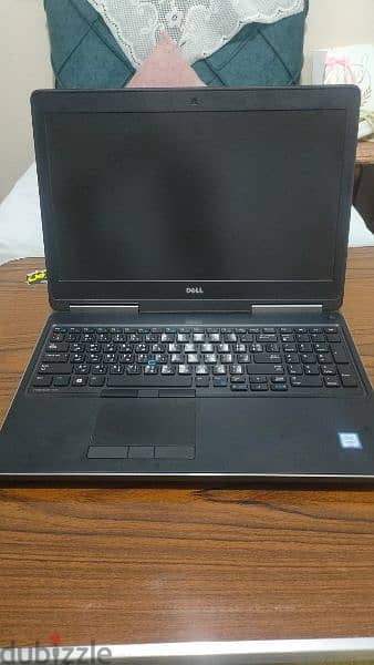 Dell precision 7520 HQ