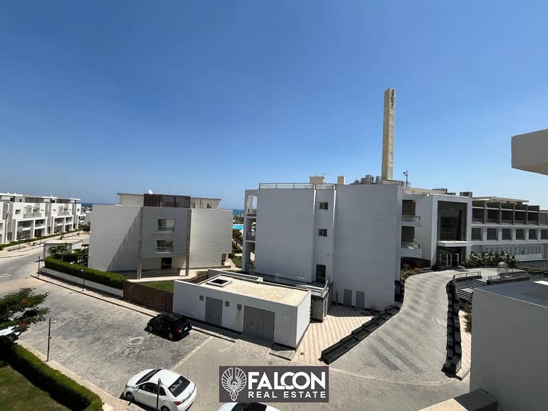 Penthouse for immediate delivery, fully finished, with air conditioners, in Aroma Sokhna, direct view of Crystal Lagoon, 10% discount, special facilit 9