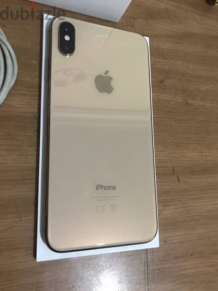 iPhone XS Max 64GB gold 1