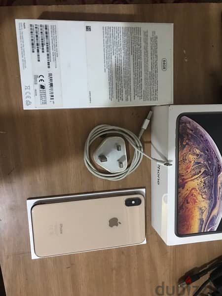 iPhone XS Max 64GB gold 2