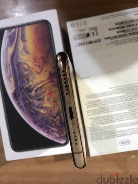 iPhone XS Max 64GB gold 5