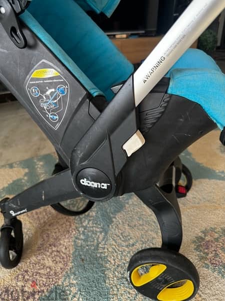 Doona car seat & stroller 4