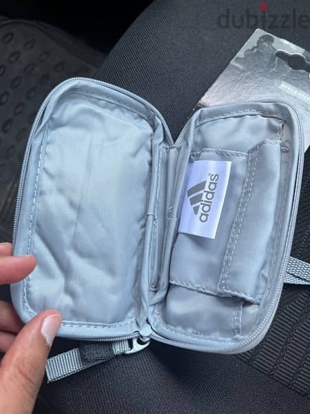 Adidas Mobile phone Pocket 1