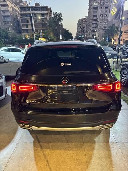 Mercedes-Benz GLS 2022 كسر زيرو 2