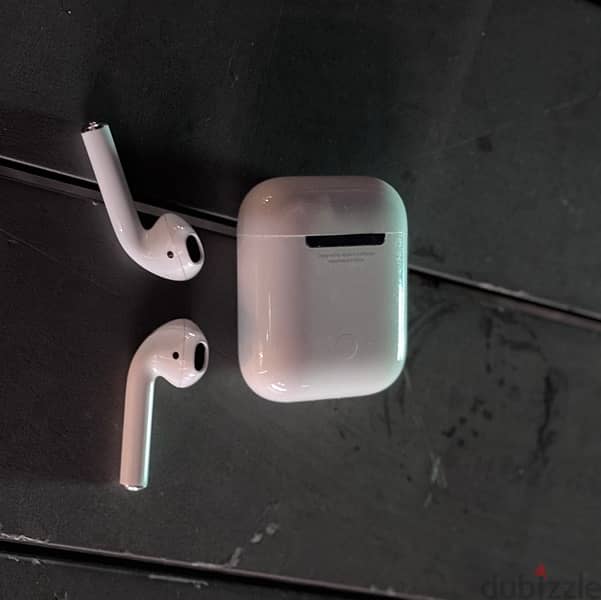 AirPods (2G) 1