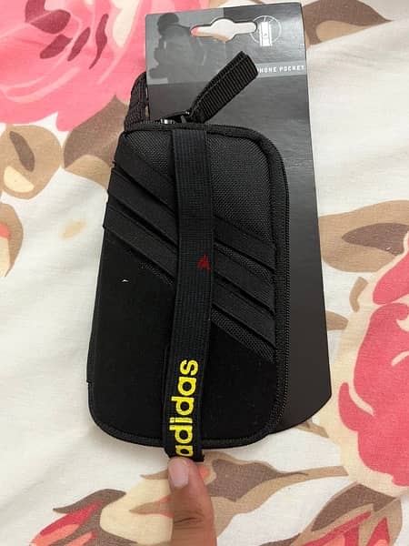 Original Adidas Cell Phone Pocket 6