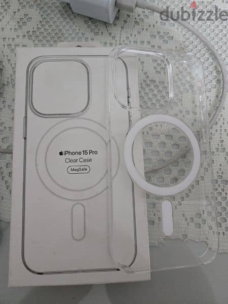 Apple iPhone 15 Pro Clear Case with MagSafe 1