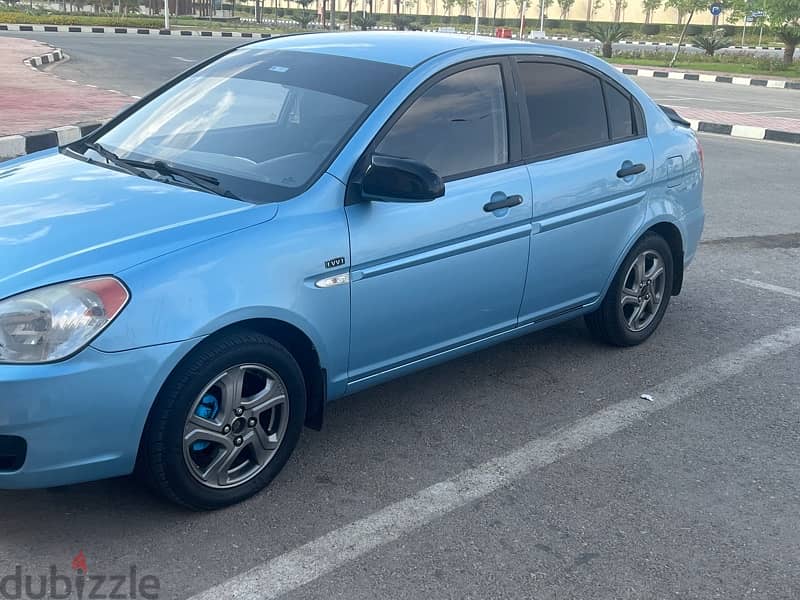 Hyundai Accent 2010 1