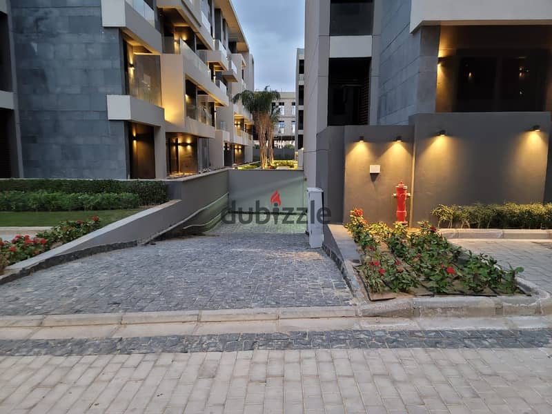 Apartment 150m with garden without down payment in front of Madinaty Direct in Patio Sola La Vista Compound ElShorouk with installments شقه 150م بجارد 3