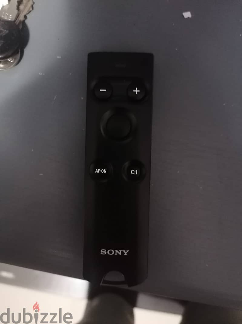 Sony P1BT wireless remote 1