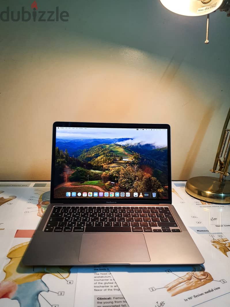 Macbook Air M1 + (USB C hub & Cover) 0