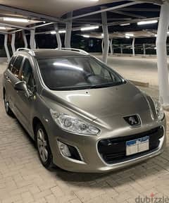 Peugeot 308 SW 2012