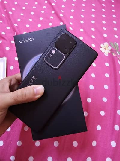 فيفو v30 5g