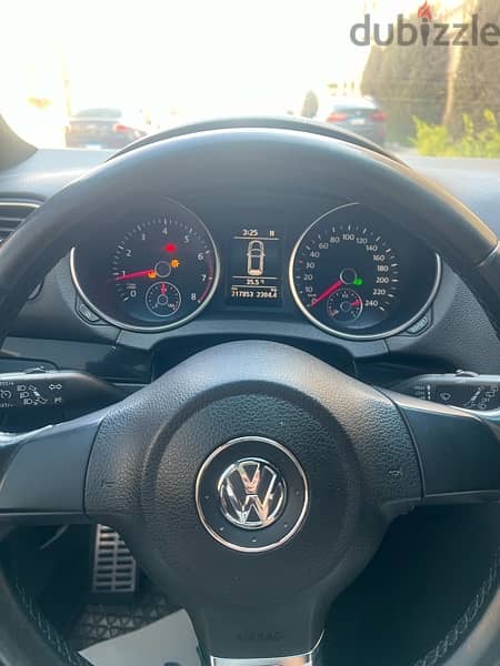 Volkswagen Golf 2012 5