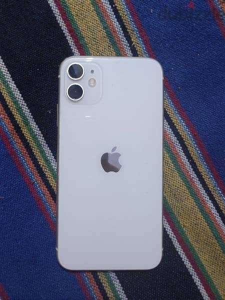 iphone 11 (256) 4