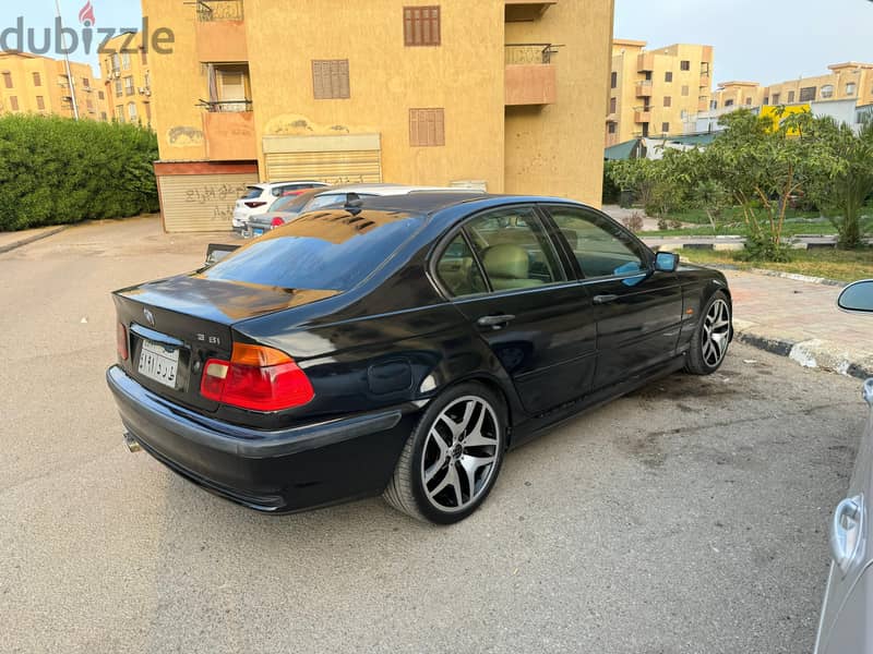 BMW 318 2001 e46 2