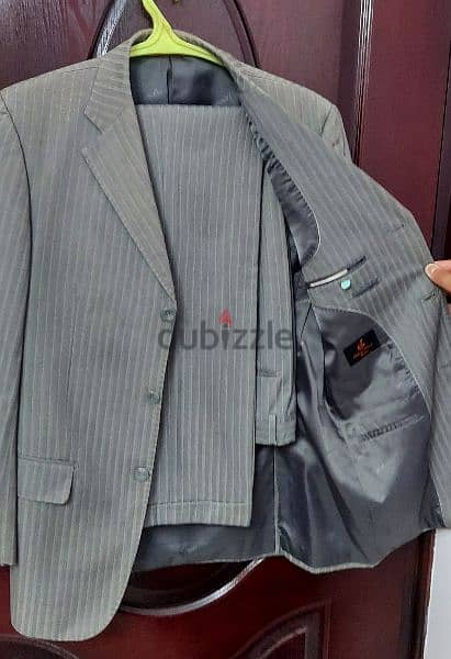 Suits for men used 3