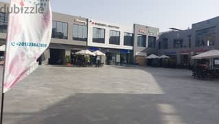 محل للايجار في التجمع الخامس The Market Mall ارضي ١٤٤ متر